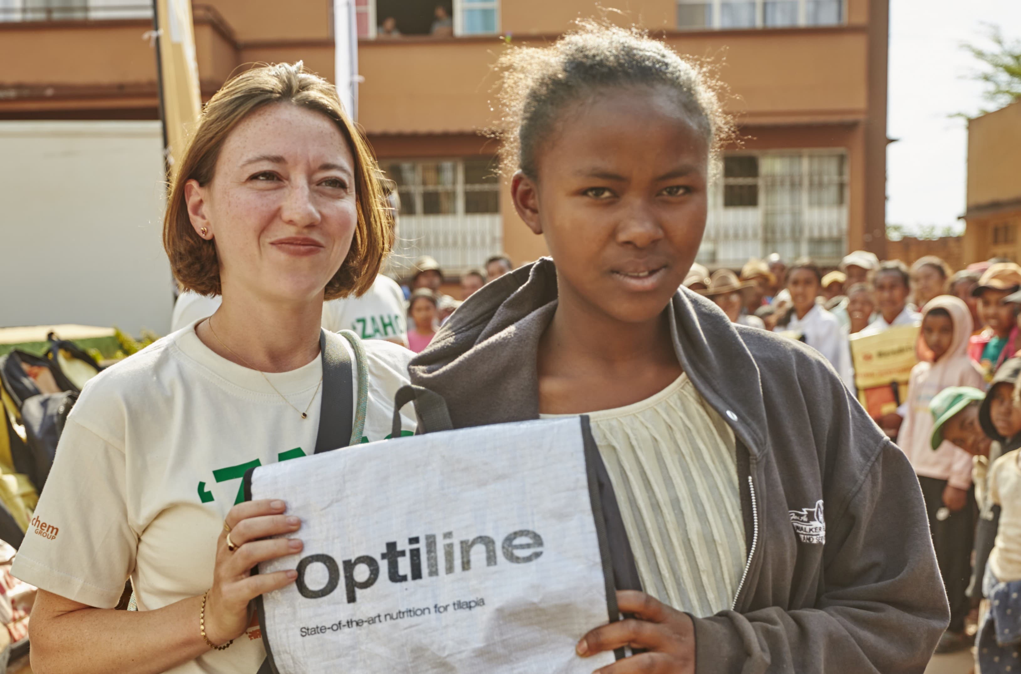 Mikolo Kilonga: recycled feed bags turned into school bags for 20 public schools
